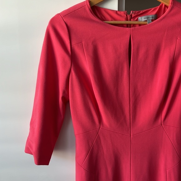 Classique’s Entier salmon color dress size 4 - Picture 3 of 5